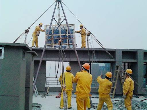 大型設備吊裝搬運安裝工需要掌握哪些安全技術措施？