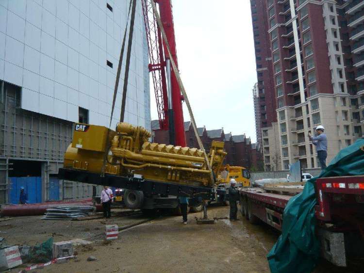 無錫精密設(shè)備吊裝公司:吊裝工具在使用時要注意哪些地方？